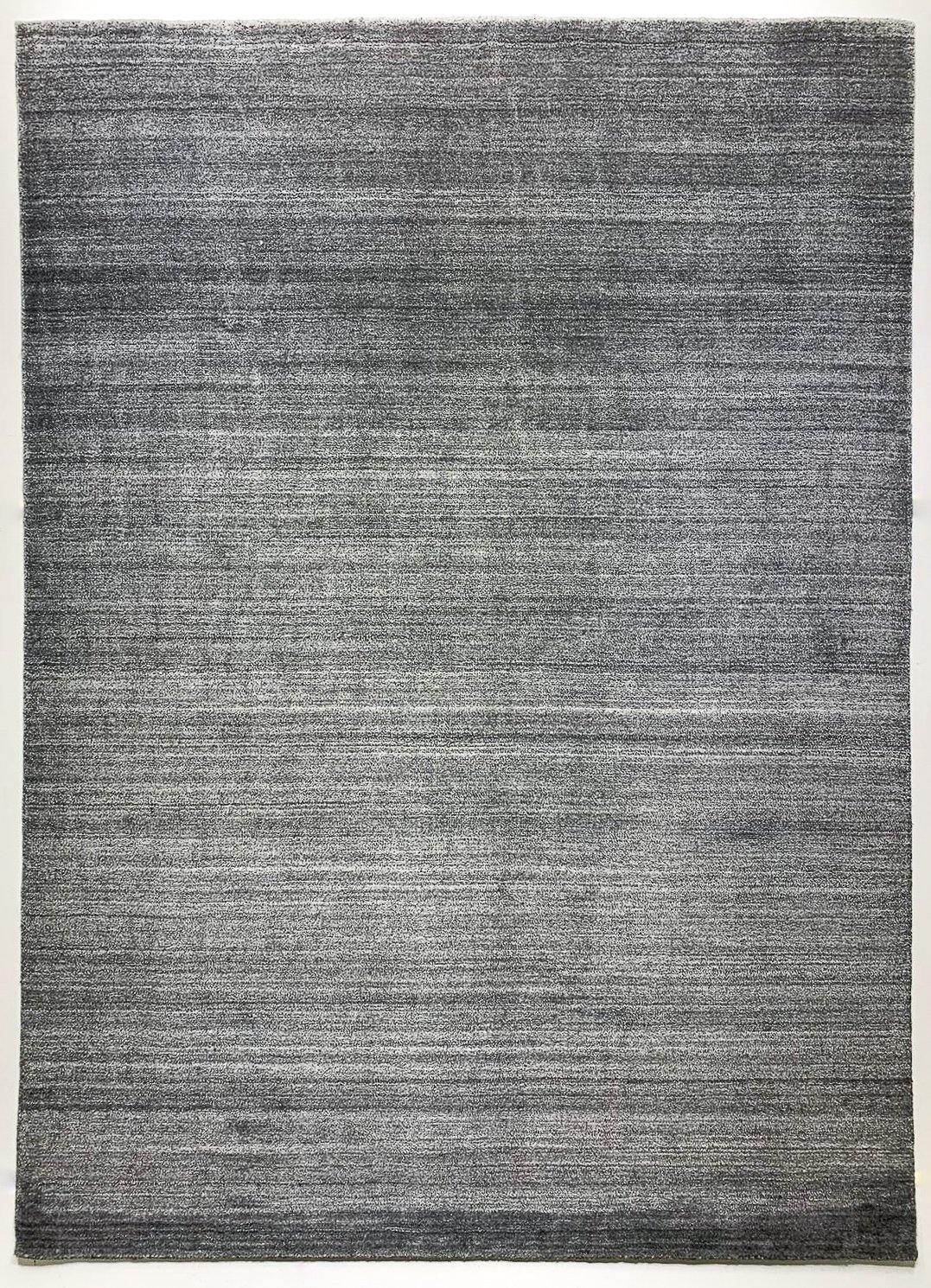 Akita Dark Grey